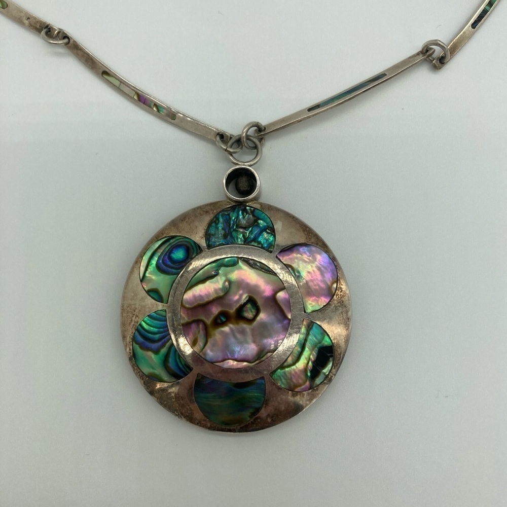 Vintage Abalone Shell and Sterling Silver 2 sided Pendant Necklace - Picture 4 of 11